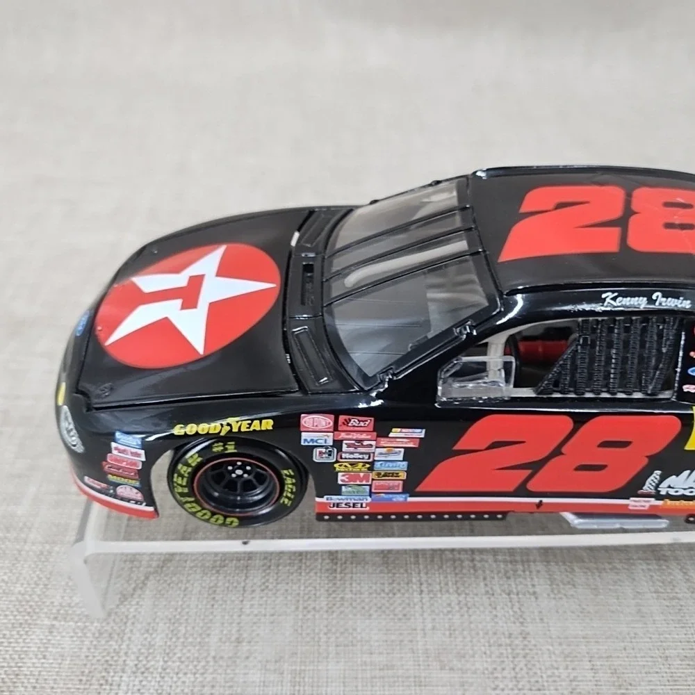 1:24 Action Diecast Nascar 1999 Kenny Irwin #28 Ford Taurus Texaco Mac Tools